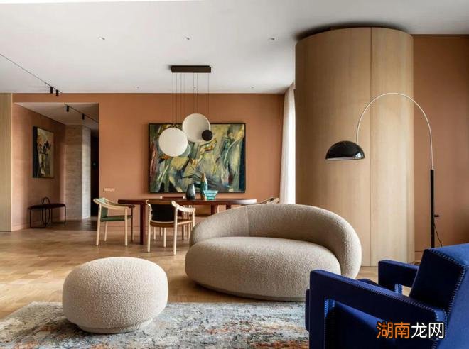 老公寓翻新出五间房,每件家具都是大牌设计