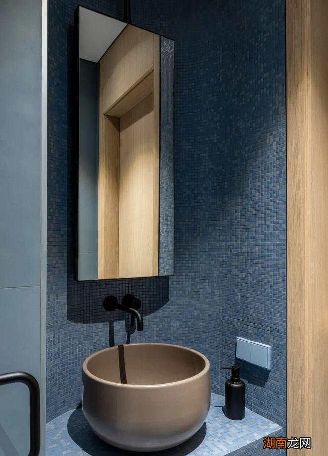 老公寓翻新出五间房,每件家具都是大牌设计