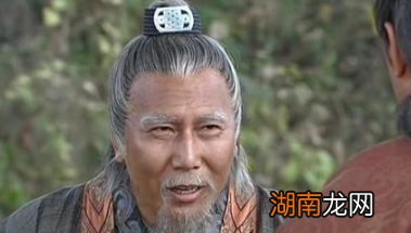 元末有很多起义，为什么最后是农民出生的朱元璋成功了？