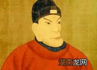 元末有很多起义，为什么最后是农民出生的朱元璋成功了？