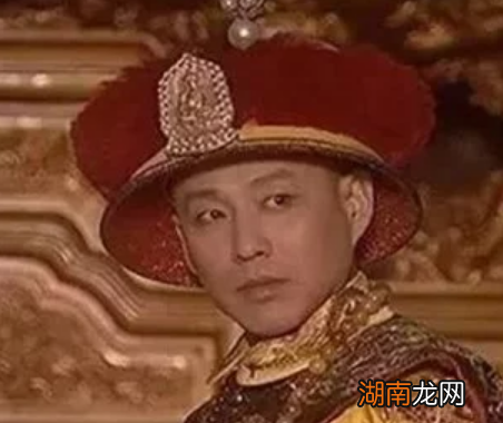 康熙为什么要对鳌拜下手 因为鳌拜威胁到了自己的皇位