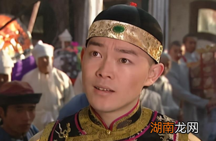 放弃皇位得以善终,揭秘历史上真实的弘昼