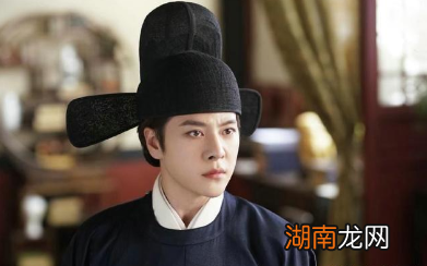 此人当着皇帝的面痛骂同事，为何还被升官了？