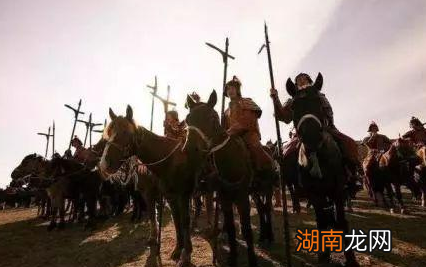 秦国攻打其他五国的时候 齐国为什么会按兵不动