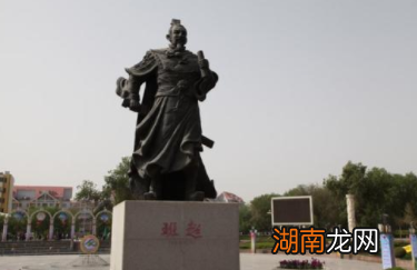 班超有哪些经历呢?他为何要弃笔从戎?