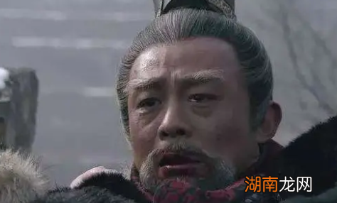 商鞅变法时,商鞅为什么要对公子虔实行劓刑?