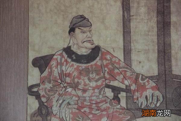 历史上的朱元璋到底长什么样？他真的长的奇丑无比吗？