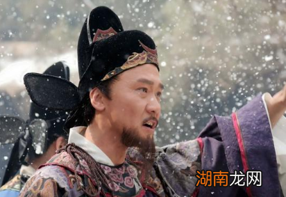 海瑞不满嘉靖帝,为何得知嘉靖帝的死讯后,会痛哭不已?