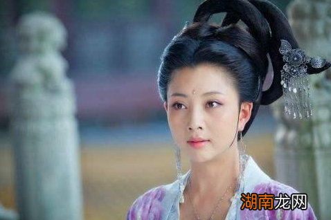 宋太祖去世后,宋太宗赵光义为什么要下跪受罚?