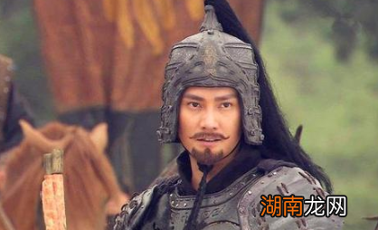 蒙恬手握大军,为何会被胡亥逼到自尽呢?