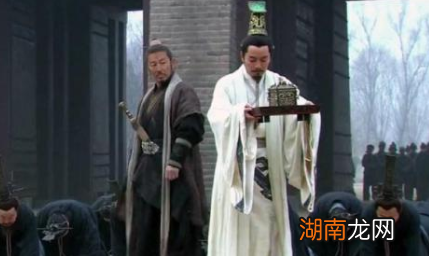 子婴上位就把赵高杀了，为何秦朝还是灭亡了？