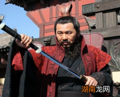 曹丕得势后到底是怎么对待兄弟曹植的?