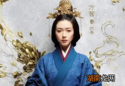 曹操为什么要将三个女儿都嫁给汉献帝？他的目的是什么？