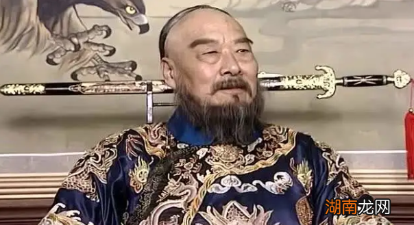 满清第一勇士鳌拜,他为什么会被一群布库少年擒获?