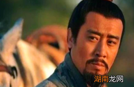 公孙瓒和刘备是什么关系？为什么要将赵云让给他？