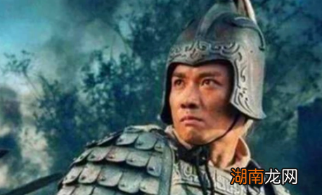 公孙瓒和刘备是什么关系？为什么要将赵云让给他？