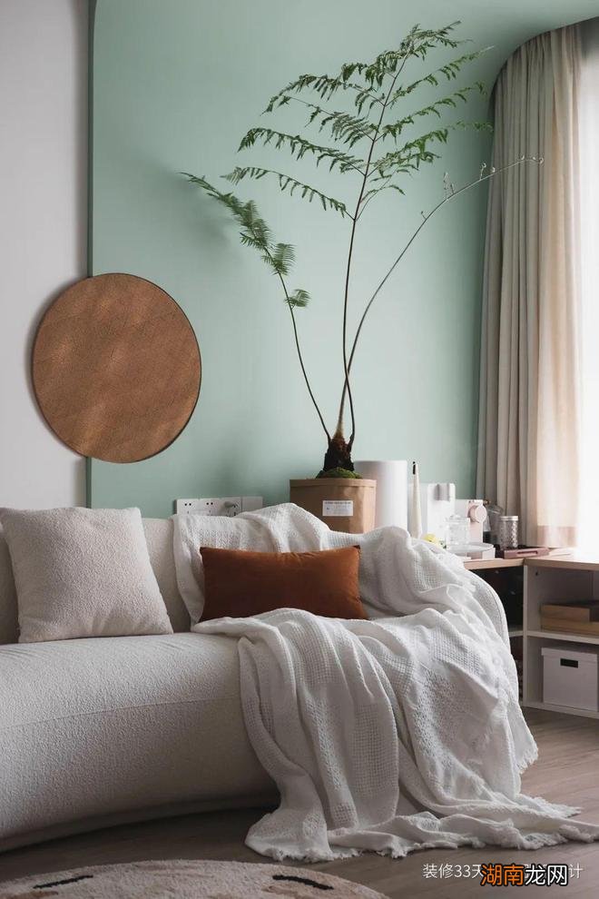 客厅变书房,餐厅可隐藏