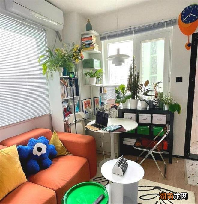 90后姑娘在深圳打拼8年，买下24㎡蜗居，她说：房子再小也是家！
