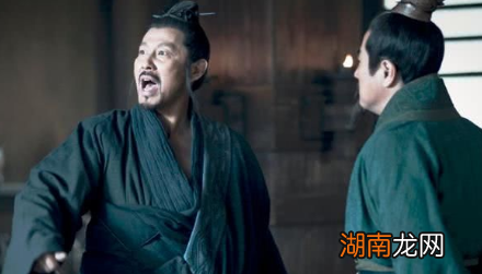 让韩信忍受胯下之辱的那个恶人，后来怎么样了？