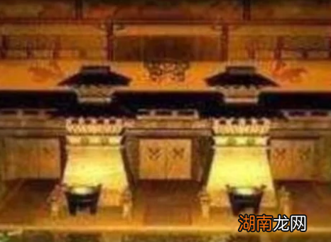 司马迁是西汉的史学家 司马迁是怎么知道秦始皇陵内部结构的