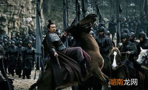 揭秘：曹操怎么没有三顾茅庐去请诸葛亮出山呢？