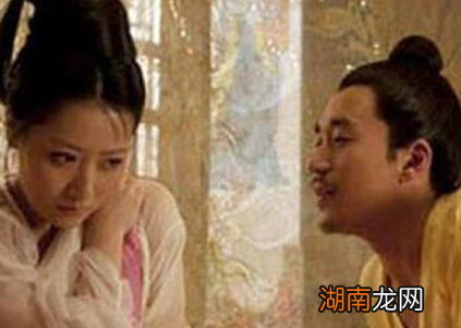 古时候皇帝的枕头大部分都是玉枕 古人睡觉不会硌得慌吗