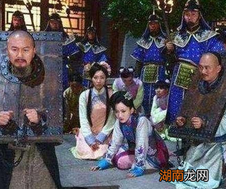 古代诛九族的时候 被连累到的亲人为什么不逃跑