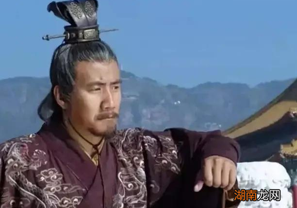 朱元璋为朱允炆留下了名将耿炳文,朱允炆是如何将一手好牌打烂的?