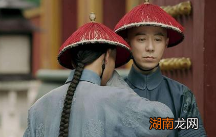 古代太监手里为什么要拿着拂尘 这东西有什么作用