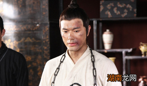 为什么秦桧却要作出“杀其父救其子”如此奇怪的举动呢?