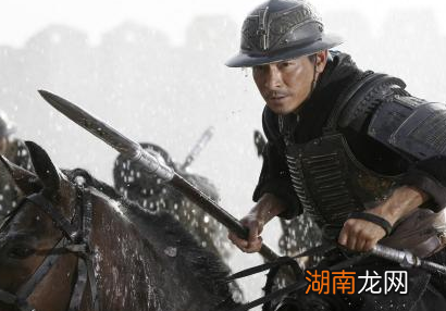 刘裕攻打下后秦之后 刘裕最后为什么会放弃北伐