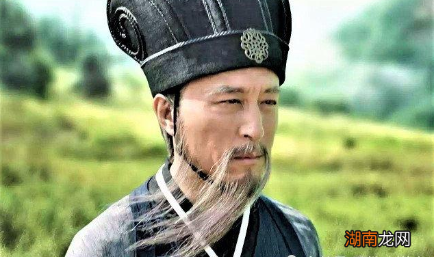 三国时期通讯并不发达,诸葛亮是如何做到不出门而知天下事的呢?