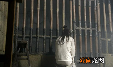 得到荆州后,孙权为何没把关羽关押起来而是直接斩首?