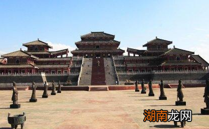 历史上的阿房宫到底是什么样的 项羽到底有没有烧过