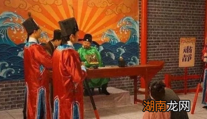 妻子与人合谋害死丈夫,知县是怎么查出真相的?