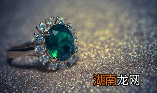 翡翠都是什么种,翡翠都是什么种族