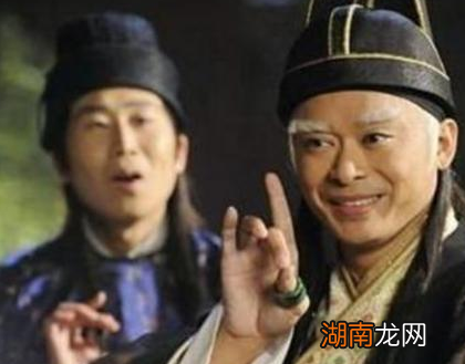 古代男人阉割成为太监之后 太监又是如何上厕所的