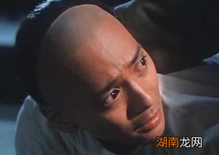 古代男人阉割成为太监之后 太监又是如何上厕所的