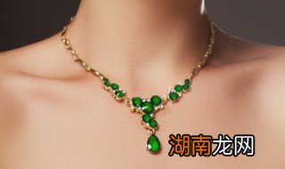 翡翠项链用什么链子,翡翠珠子项链