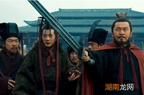 曹操败走华容道之时，关羽为何要释放曹操？