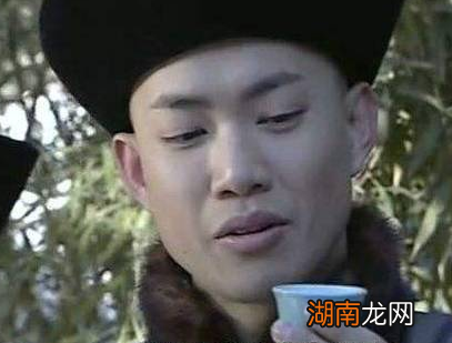 古代皇帝赐的毒酒一喝就马上死吗 不会马上死,也有人第二天活了过来