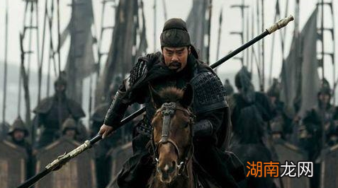 关羽是卖枣的，他的武功是哪里学的？