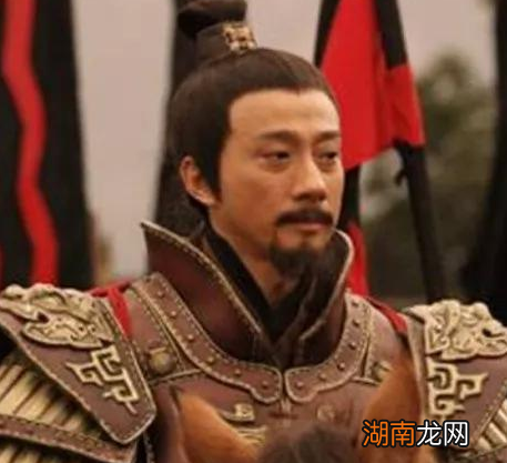 曹操在杀吕布的时候 曹操为何多此一举缢死再斩首