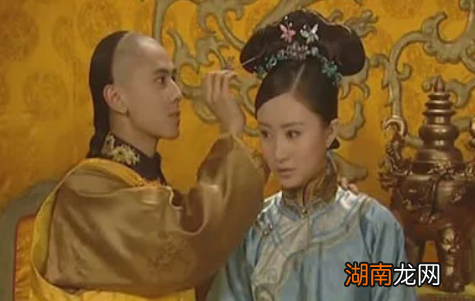 顺治帝去世时不到24岁,为何年纪轻轻就子女众多了?