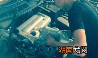 汽车空调可以多久加一次氟 汽车空调如何加氟