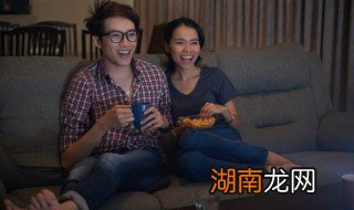 话筒怎么连接电视 话筒怎么连接电视k歌