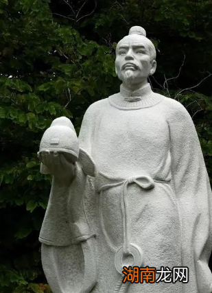 奸诈狡猾的李林甫,为什么稳坐宰相位19年?