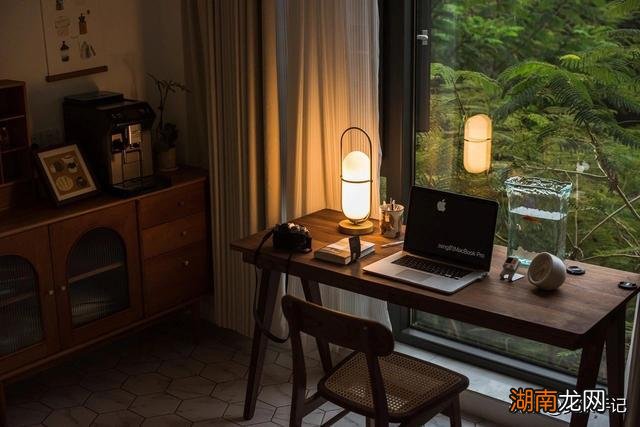 福建一单亲妈妈晒出自家98㎡内部照，不豪华，却是很多家庭的榜样