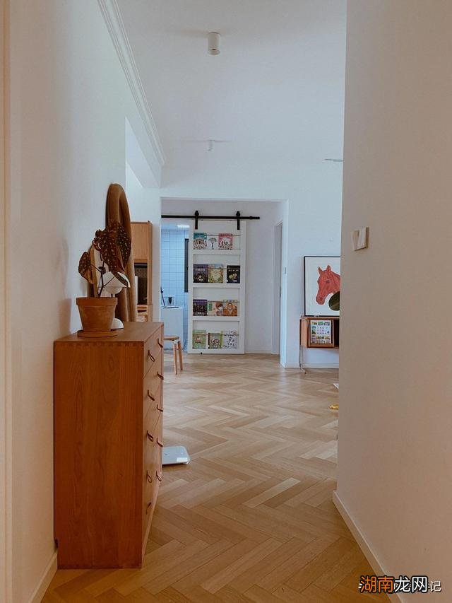 福建一单亲妈妈晒出自家98㎡内部照，不豪华，却是很多家庭的榜样