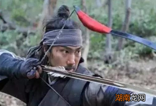 古代的守城战中,如果士兵的箭用完了怎么办?